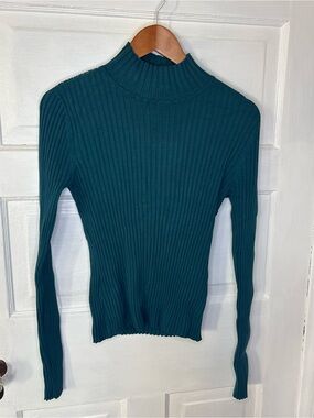 Vintage August Silk Turquoise Ribbed Knit Top